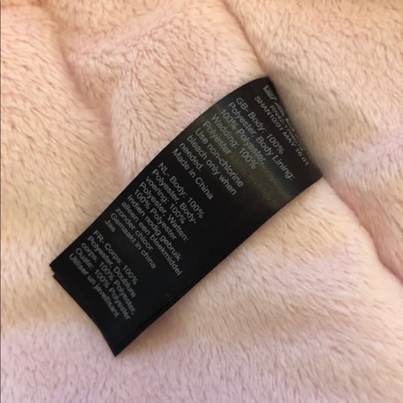 Beautiful Coat - Picture 7 of 8